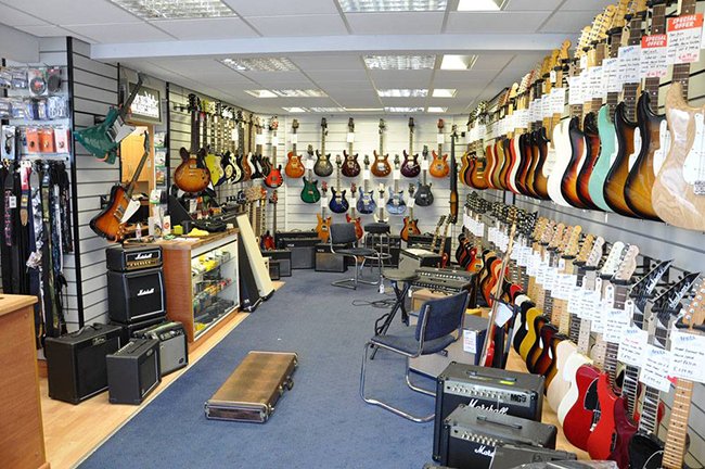 Frets-Guitar-Centre