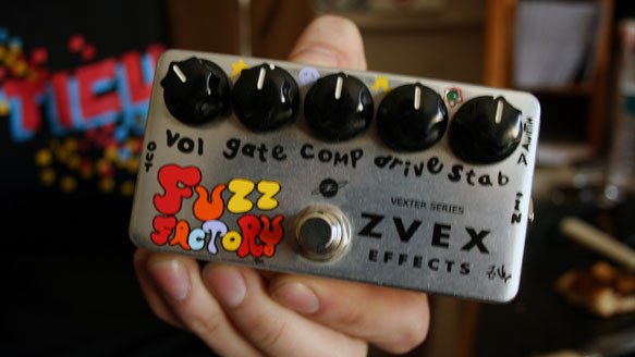 ZVEX прекращают выпуск “US” Vexter Fuzz Factory